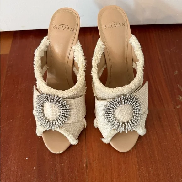 Alexandre Birman Madelina Raffia Crystal Mule Cream Sandals with Studded Accents - Picture 2 of 6